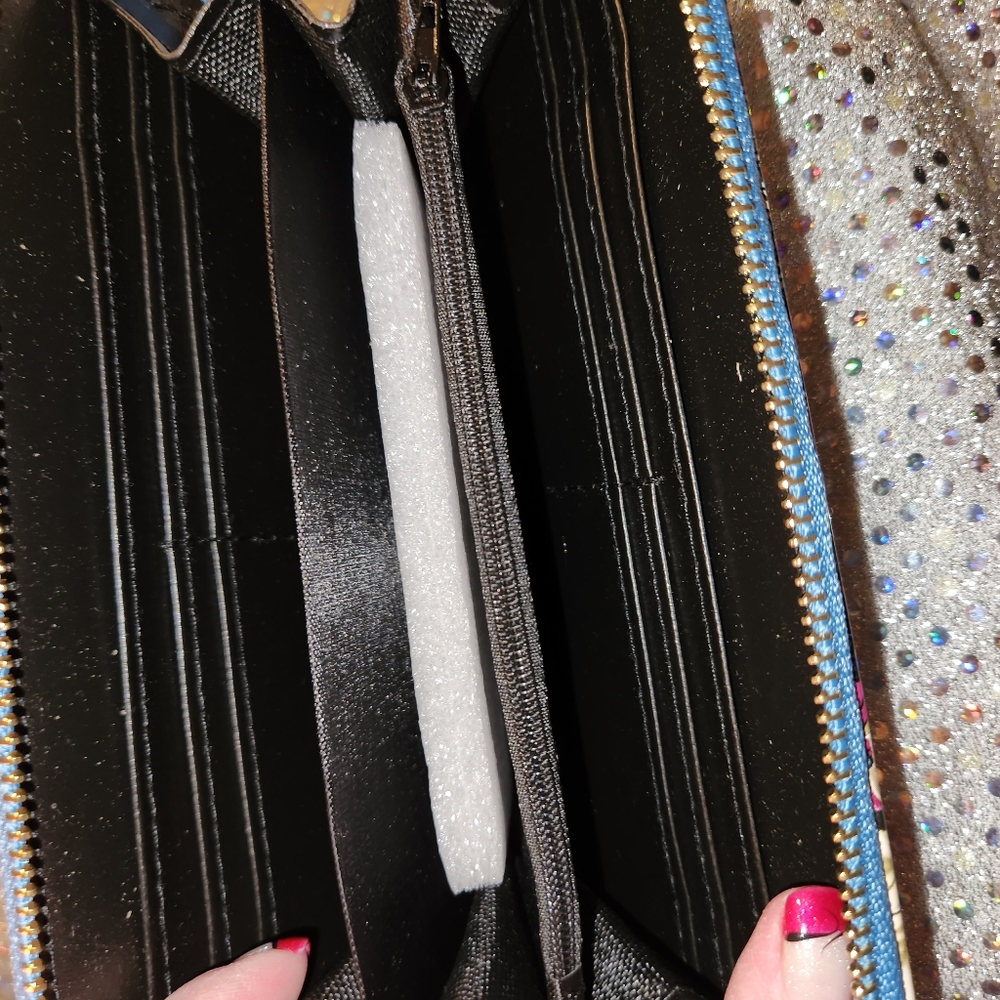 Wallet  paisley